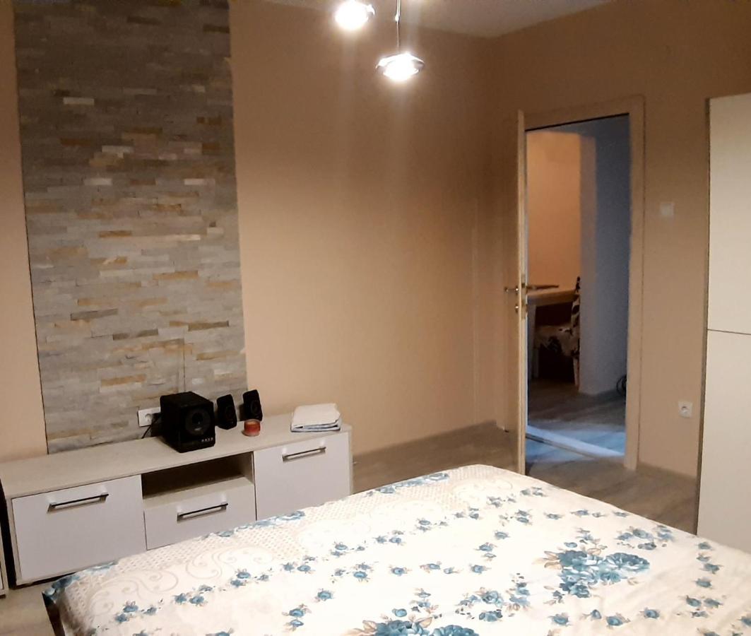 Lux Apartman Чачак Экстерьер фото