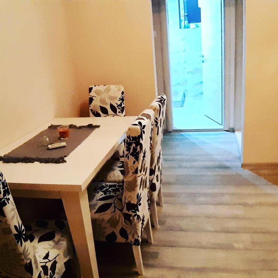 Lux Apartman Чачак Экстерьер фото