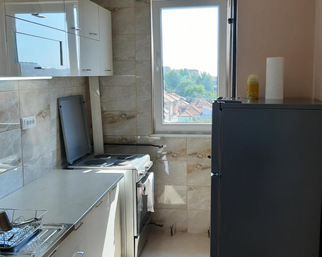 Lux Apartman Чачак Экстерьер фото